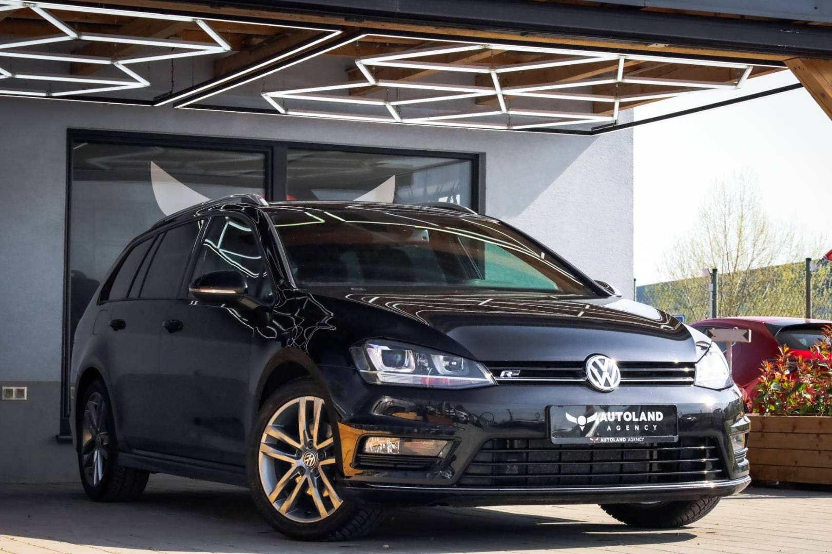 Volkswagen-Golf-Variant-20-TDI-BMT-R-Line-Comfortline-4MOTION-3