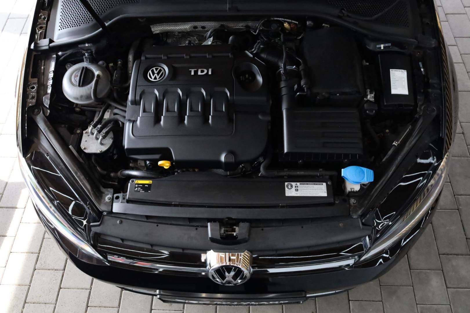 Volkswagen-Golf-Variant-20-TDI-BMT-R-Line-Comfortline-4MOTION-45