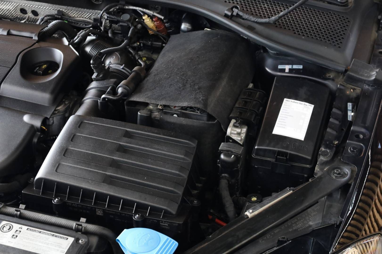 Volkswagen-Golf-Variant-20-TDI-BMT-R-Line-Comfortline-4MOTION-48