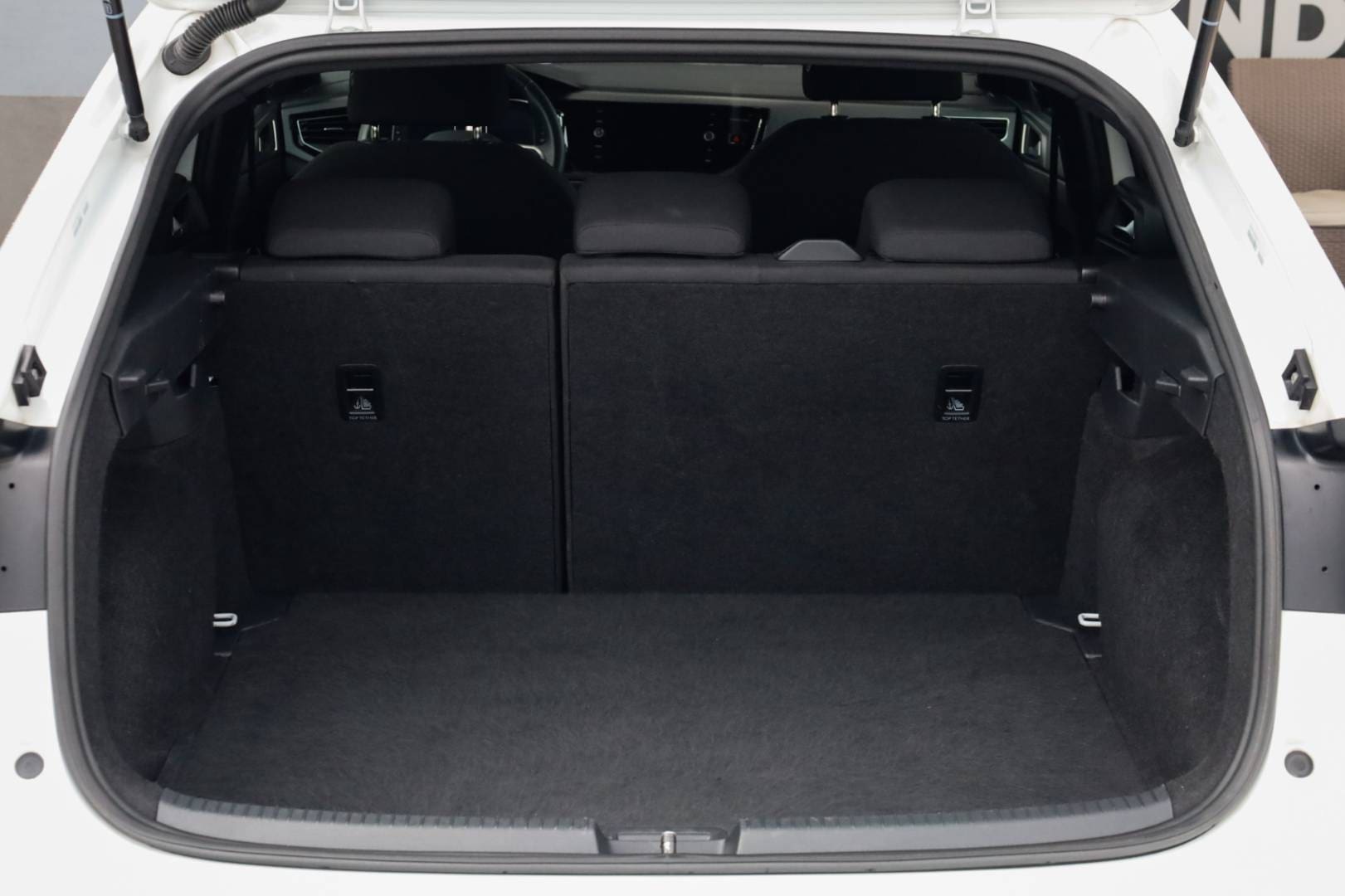 Volkswagen-Taigo-10-TSI-R-Line-DSG-48