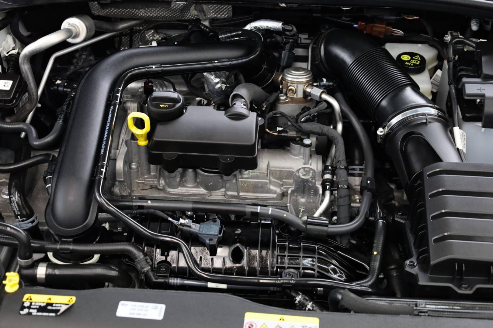 Volkswagen-Taigo-10-TSI-R-Line-DSG-56