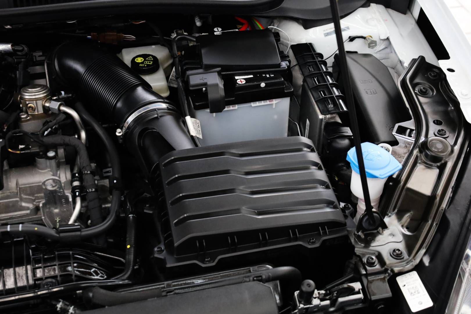Volkswagen-Taigo-10-TSI-R-Line-DSG-57