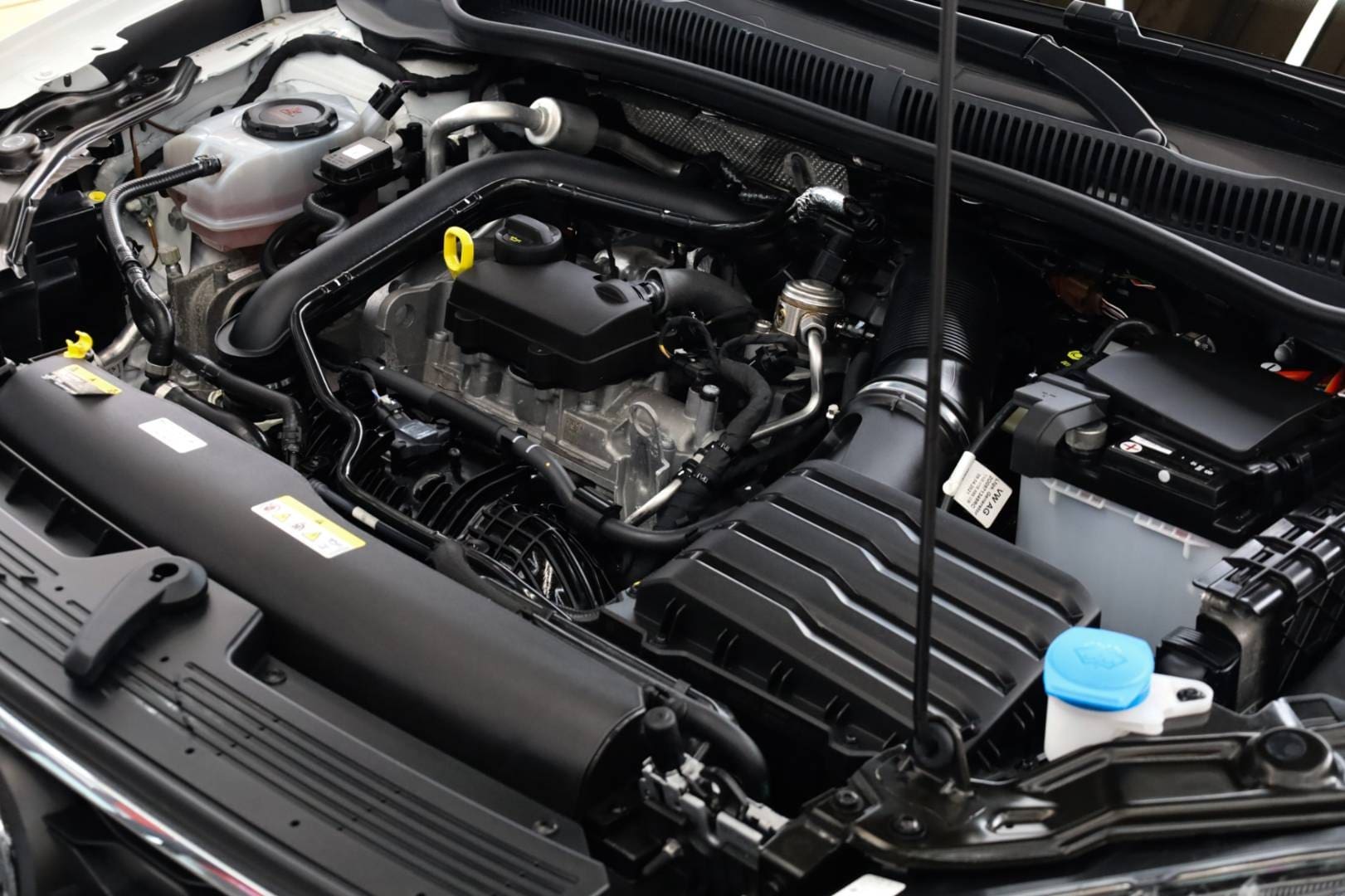 Volkswagen-Taigo-10-TSI-R-Line-DSG-58