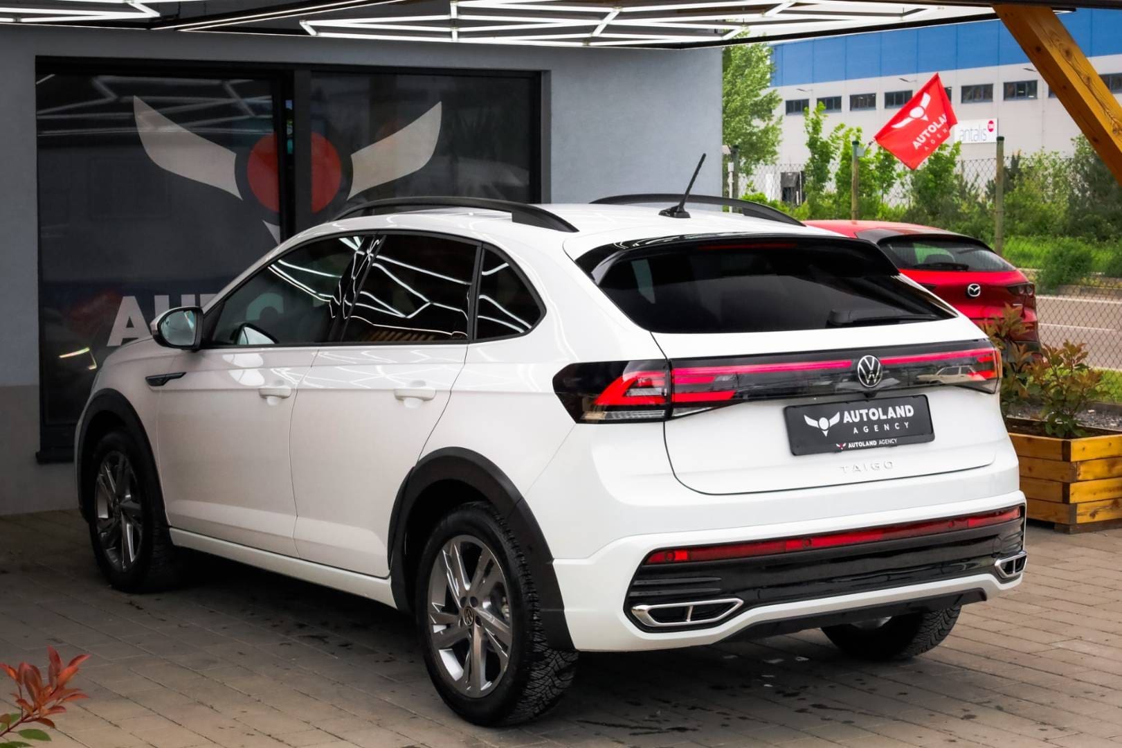 Volkswagen-Taigo-10-TSI-R-Line-DSG-9