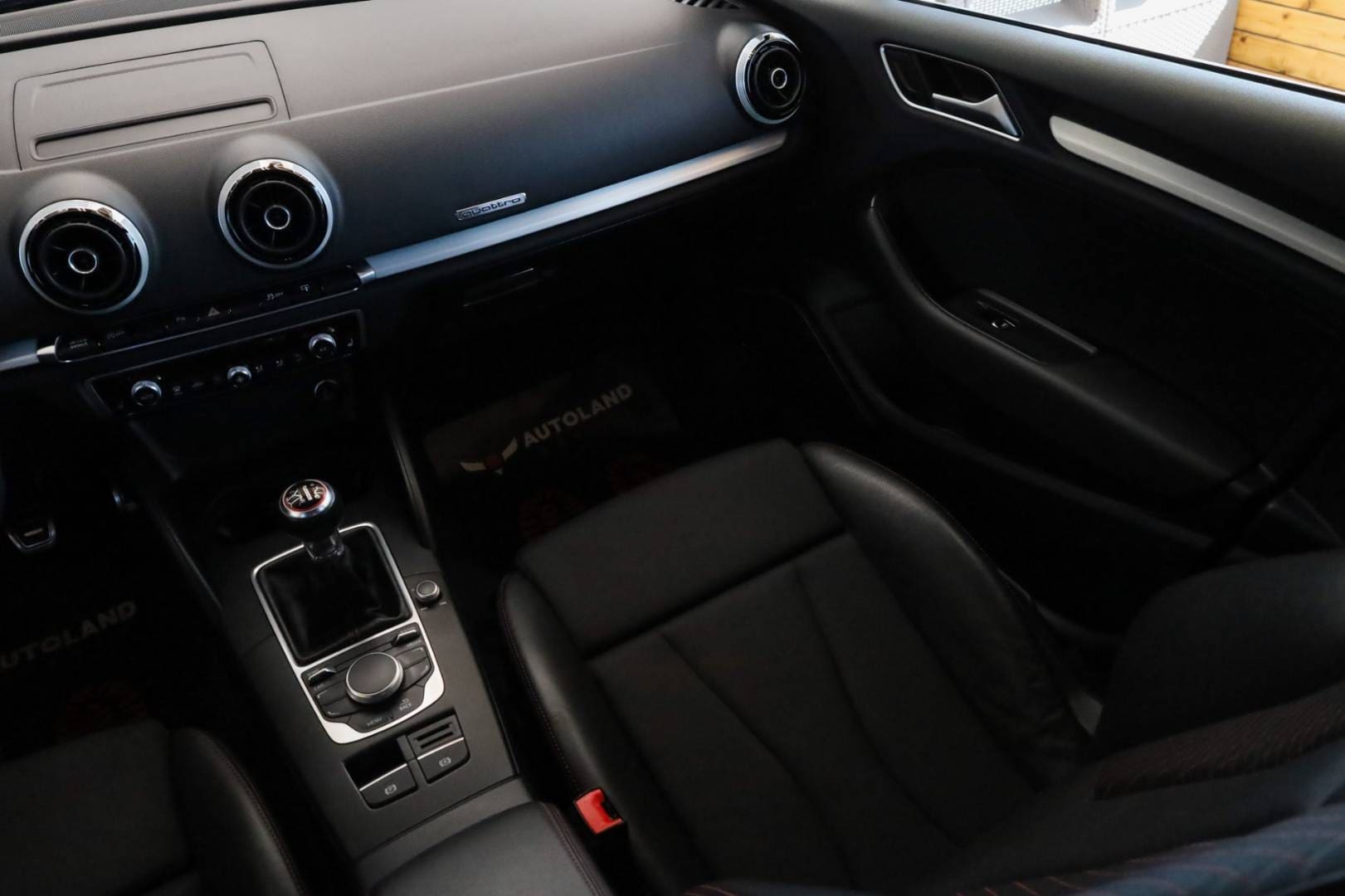 Audi-A3-S3-20-TFSI-quattro-16