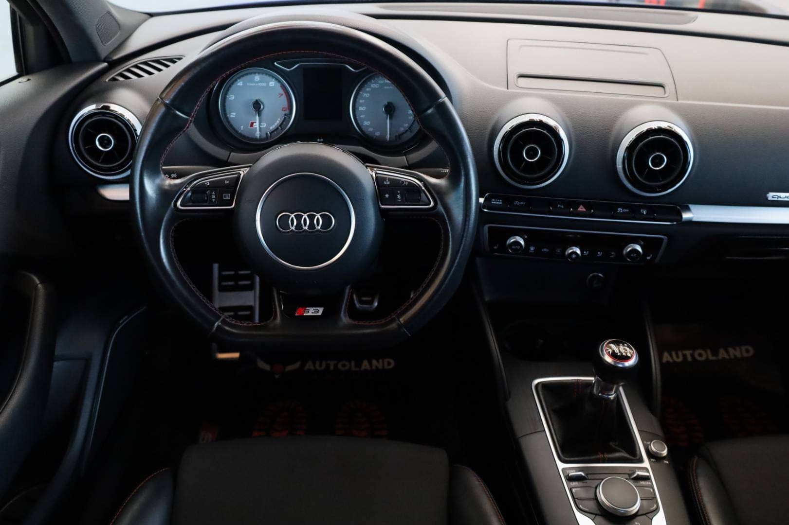 Audi-A3-S3-20-TFSI-quattro-17
