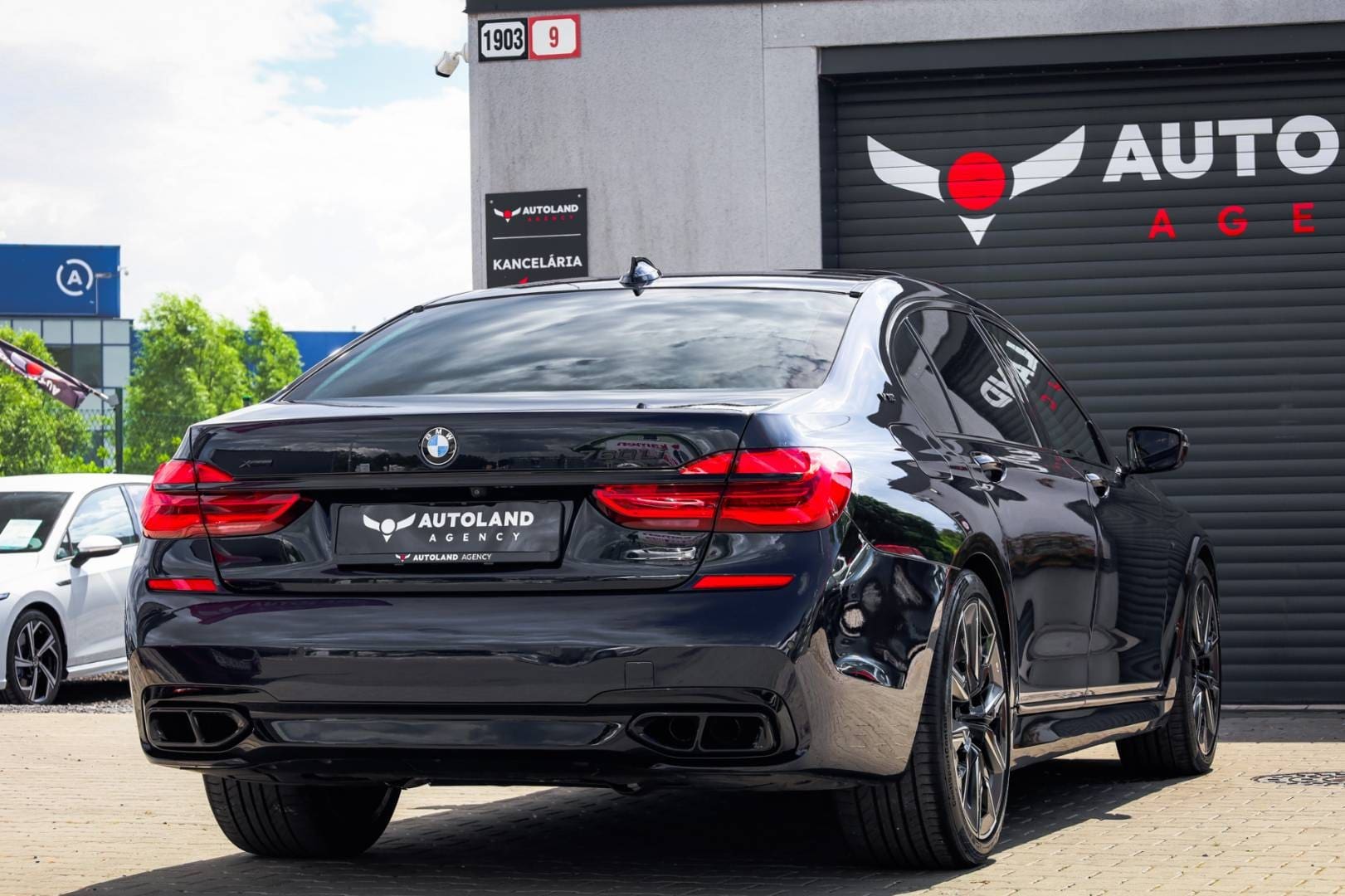 BMW-Rad-7-750Li-M-packet-xDrive-AT-760Li-V12-Optic-5
