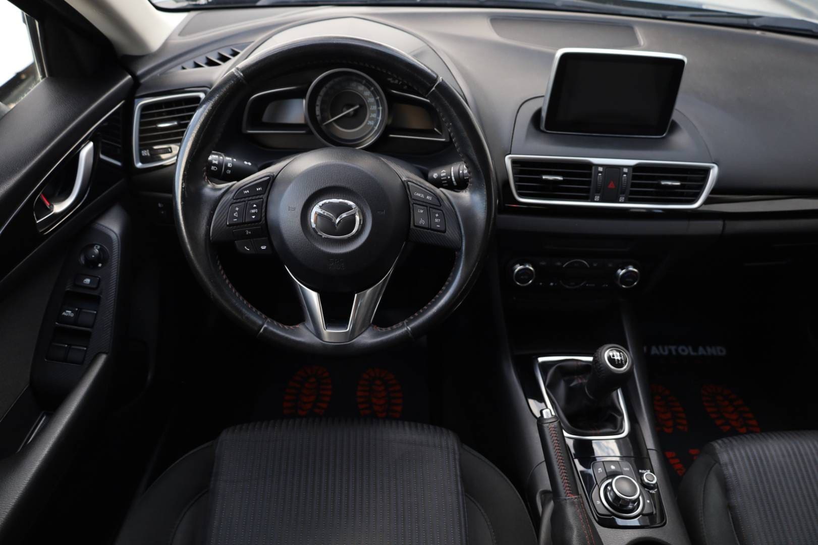 Mazda-3-20-Skyactiv-G120-Challenge-15