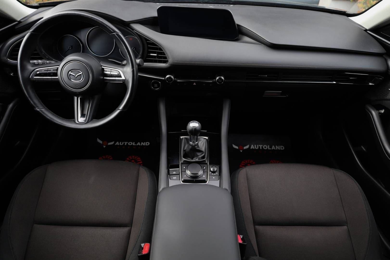 Mazda-3-20-Skyactiv-G122-PlusStyleSoundSafety-12