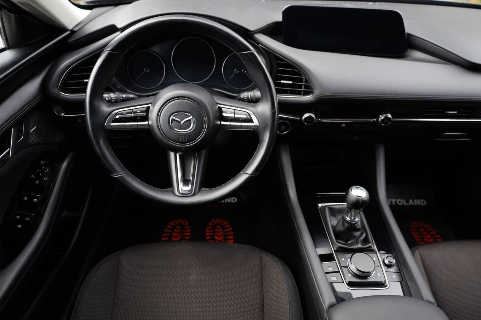 Mazda-3-20-Skyactiv-G122-PlusStyleSoundSafety-15