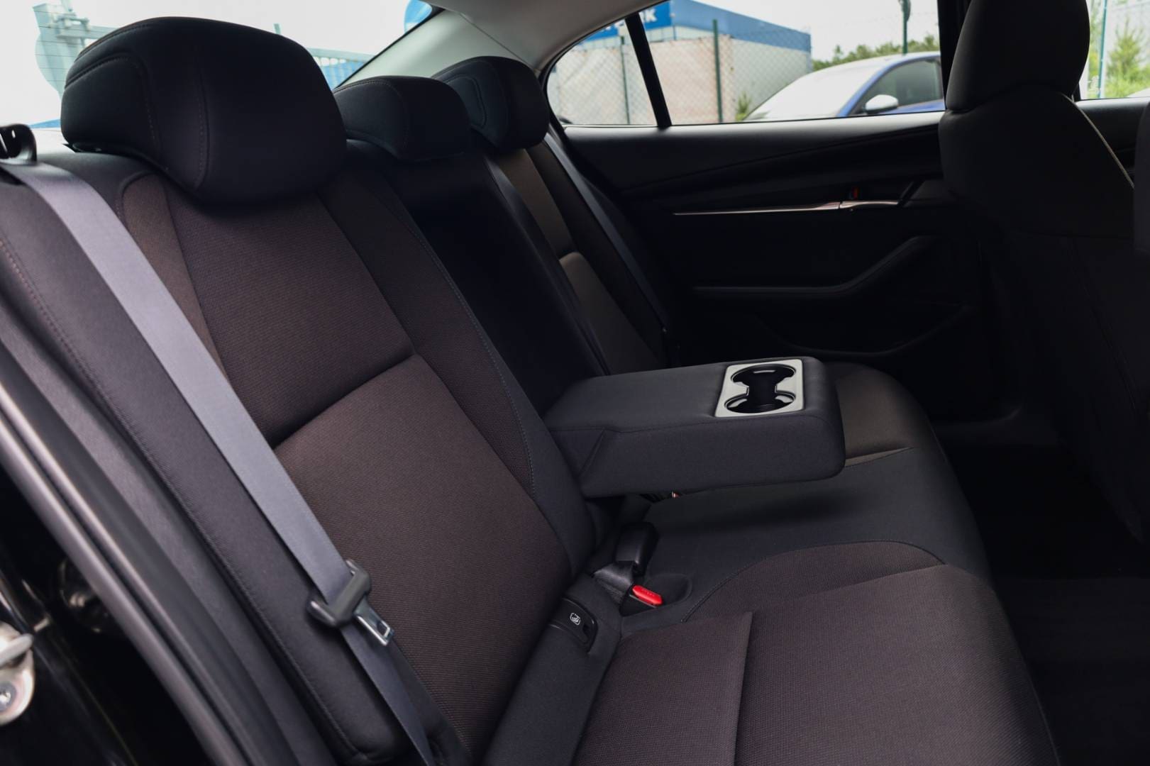 Mazda-3-20-Skyactiv-G122-PlusStyleSoundSafety-44