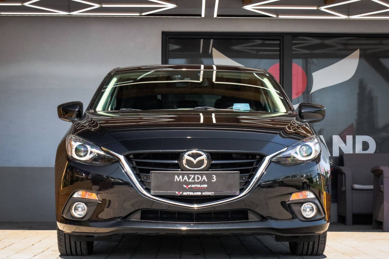 Mazda-3-20-Skyactiv-G165-Revolution-2