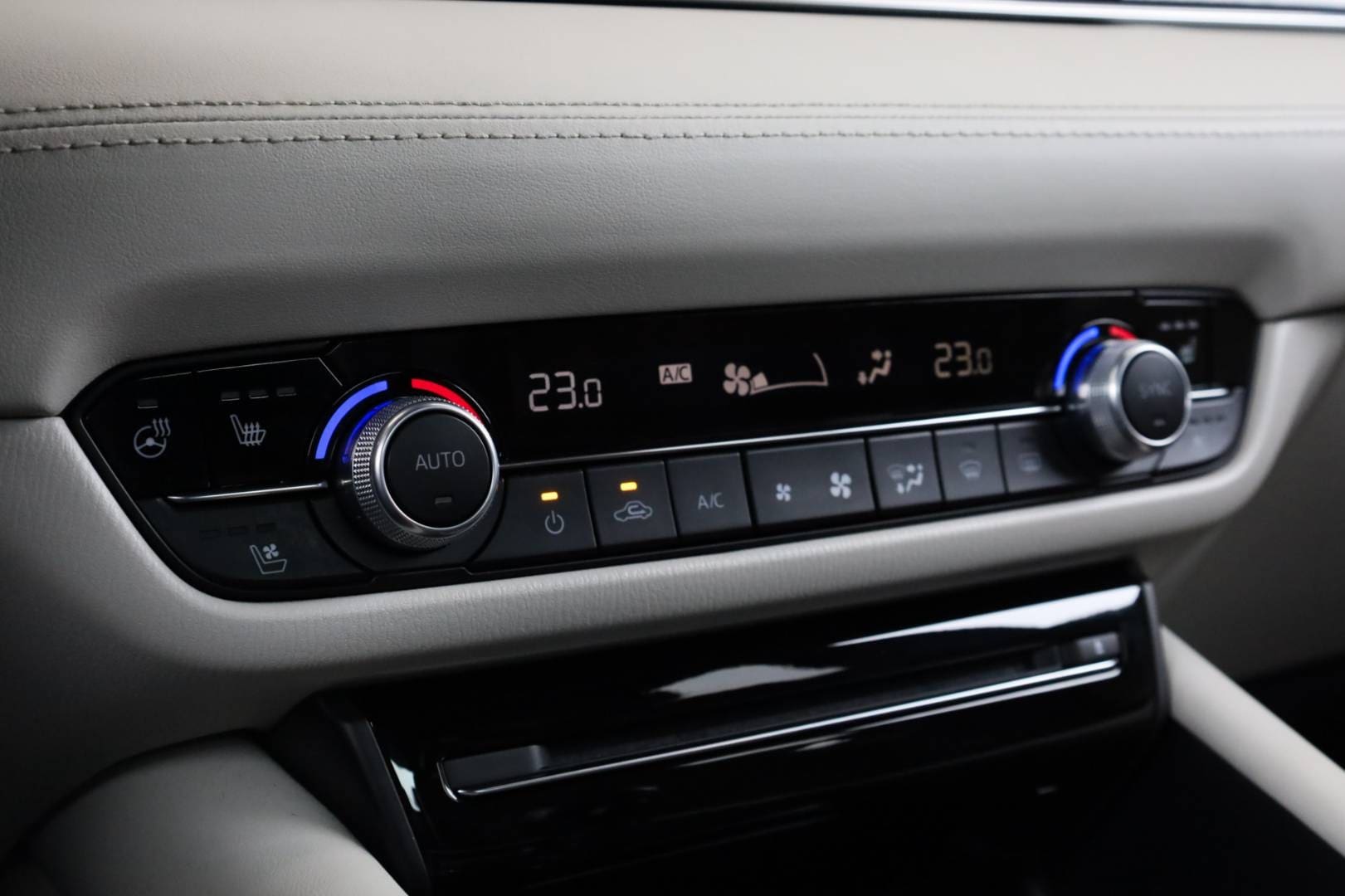 Mazda-6-20-Skyactiv-G165-Limited-Edition-100-years-Anniversary-AT-33
