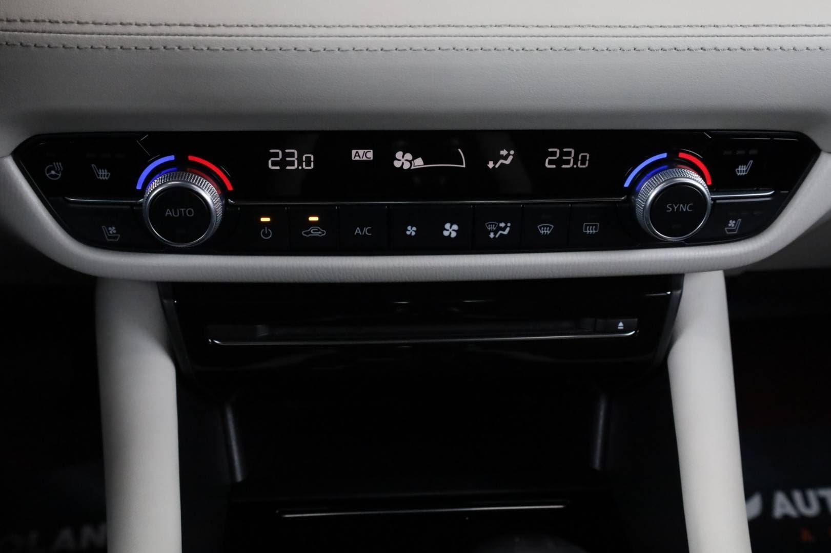 Mazda-6-20-Skyactiv-G165-Limited-Edition-100-years-Anniversary-AT-34