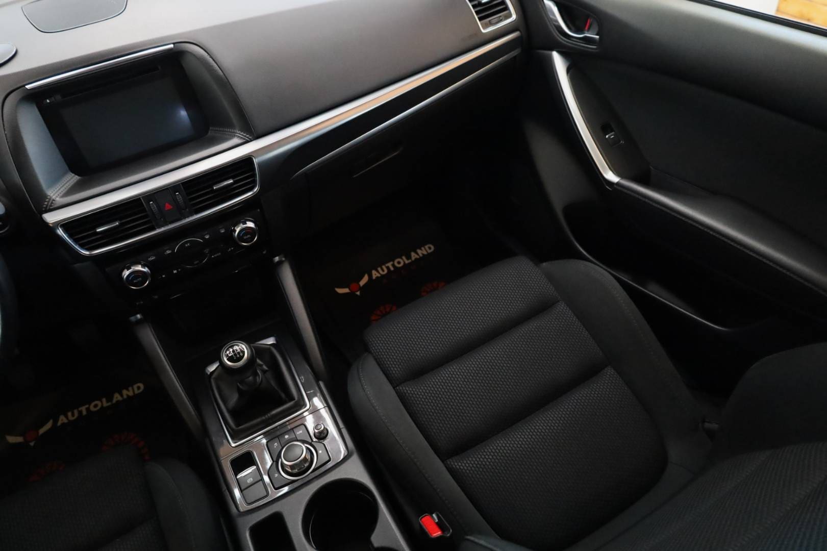 Mazda-CX-5-20-Skyactiv-G-AWD-Revolution-14