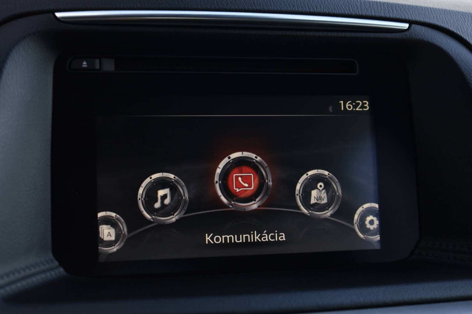 Mazda-CX-5-20-Skyactiv-G-Revolution-Top-AT-23
