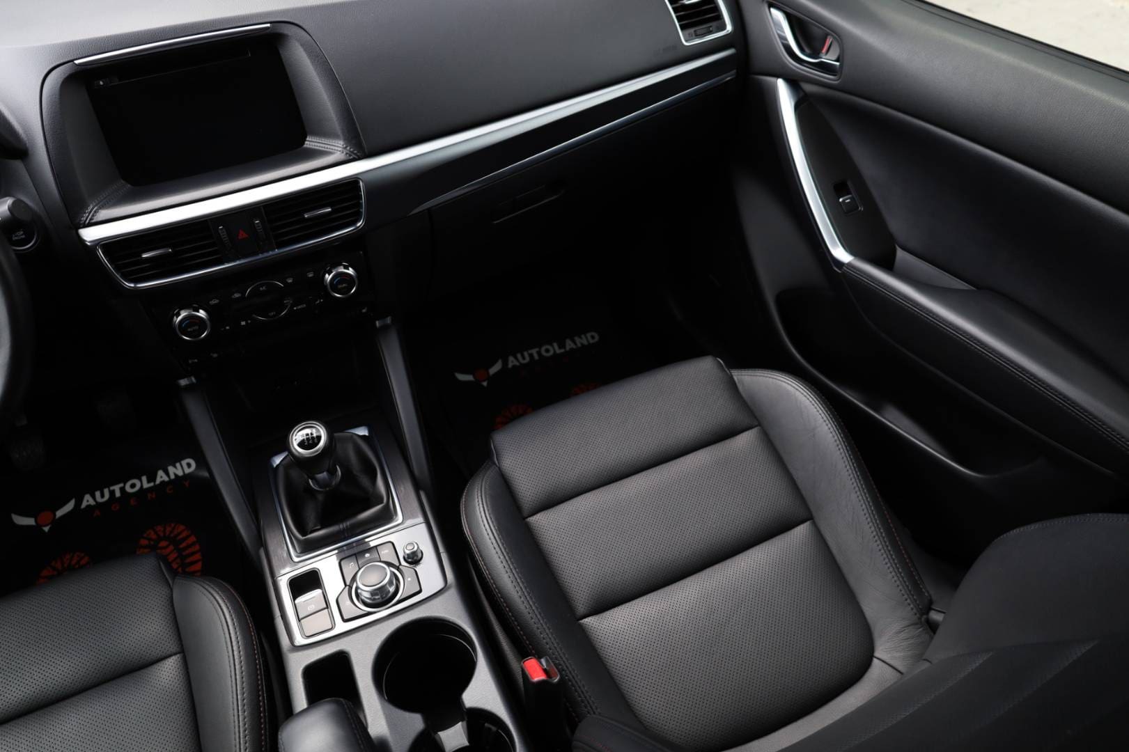 Mazda-CX-5-20-Skyactiv-G-Revolution-Top-AWD-13