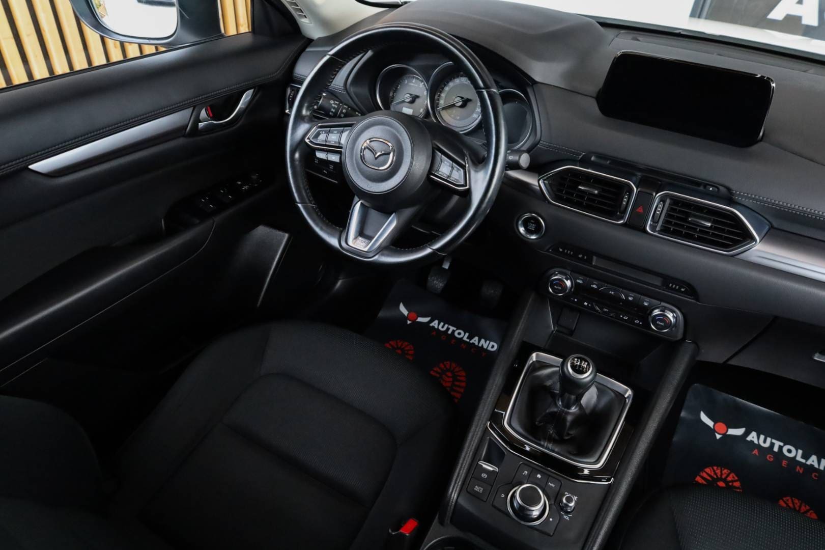 Mazda-CX-5-20-Skyactiv-G165-Attraction-14