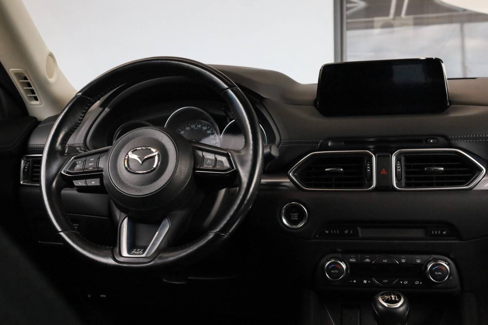 Mazda-CX-5-20-Skyactiv-G165-Attraction-17
