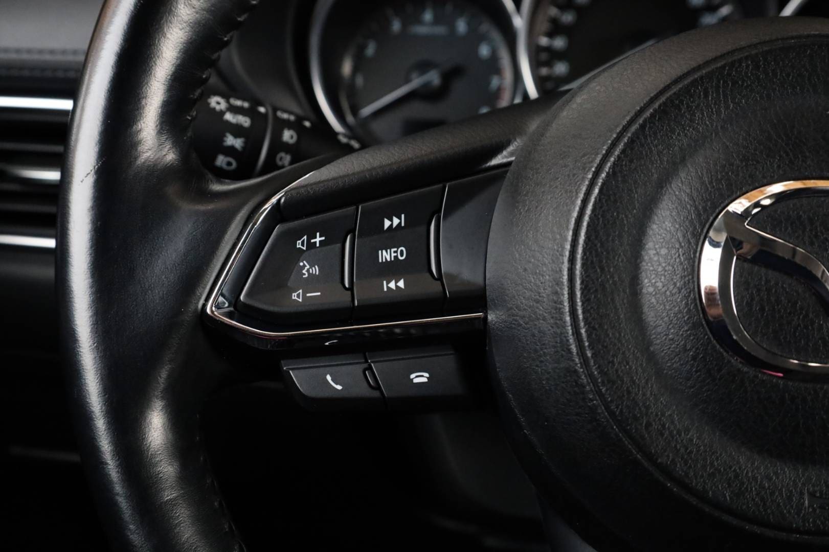 Mazda-CX-5-20-Skyactiv-G165-Attraction-18
