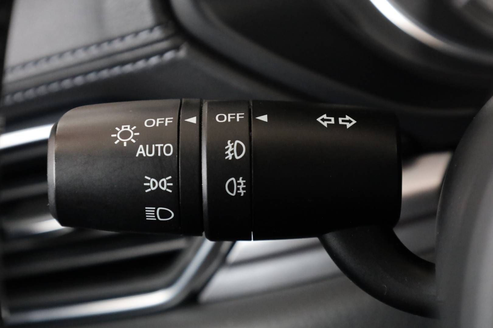 Mazda-CX-5-20-Skyactiv-G165-Attraction-20