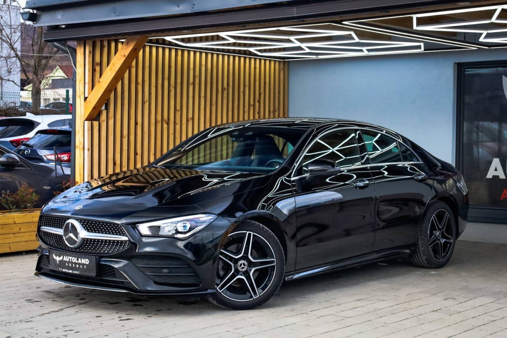 Mercedes-Benz-CLA-Kupe-200d-AMG-Line-AT-1