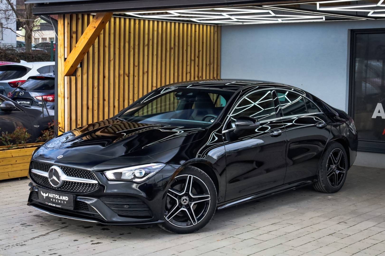 Mercedes-Benz-CLA-Kupe-200d-AMG-Line-AT-2