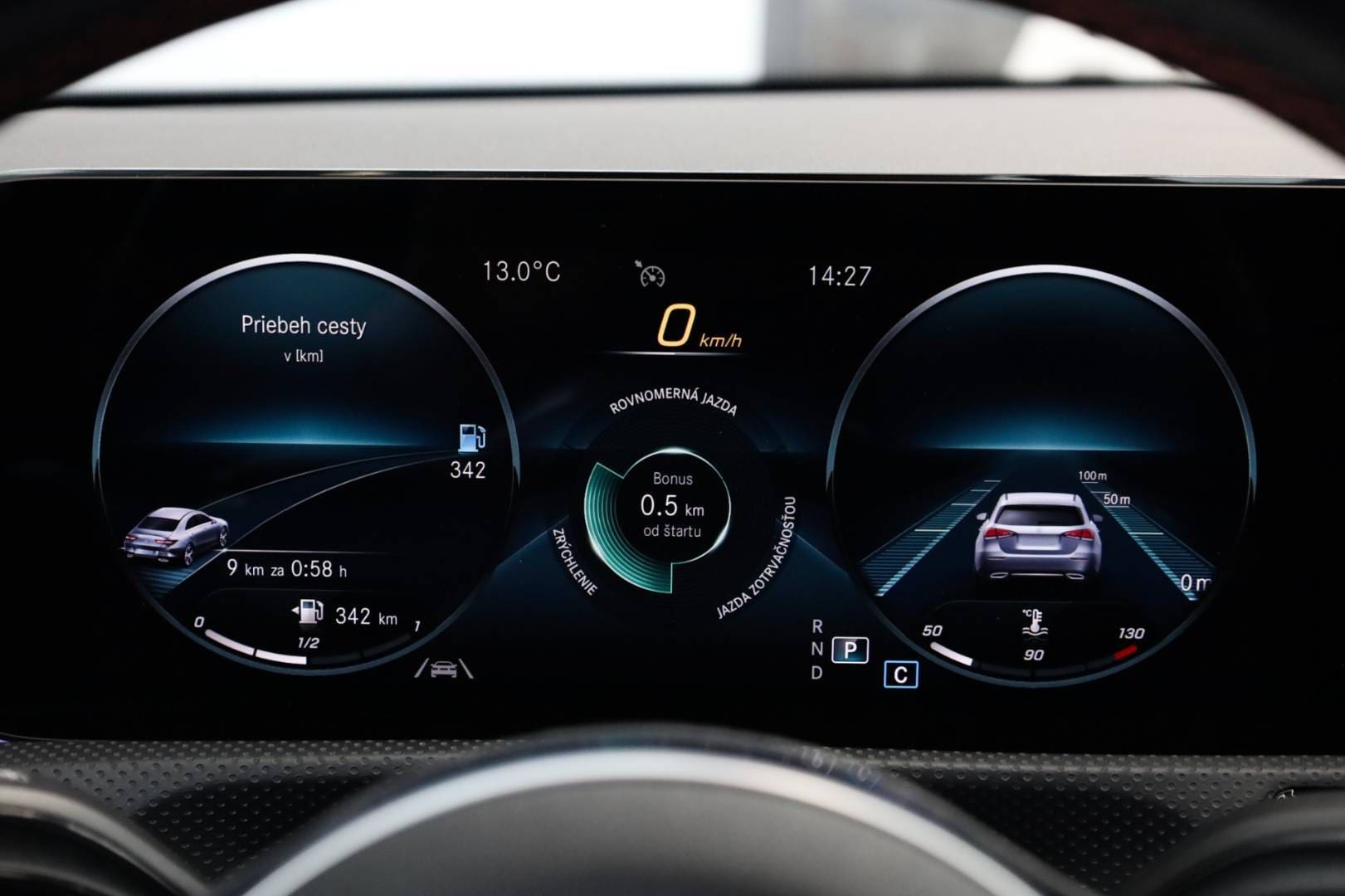 Mercedes-Benz-CLA-Kupe-200d-AMG-Line-AT-29