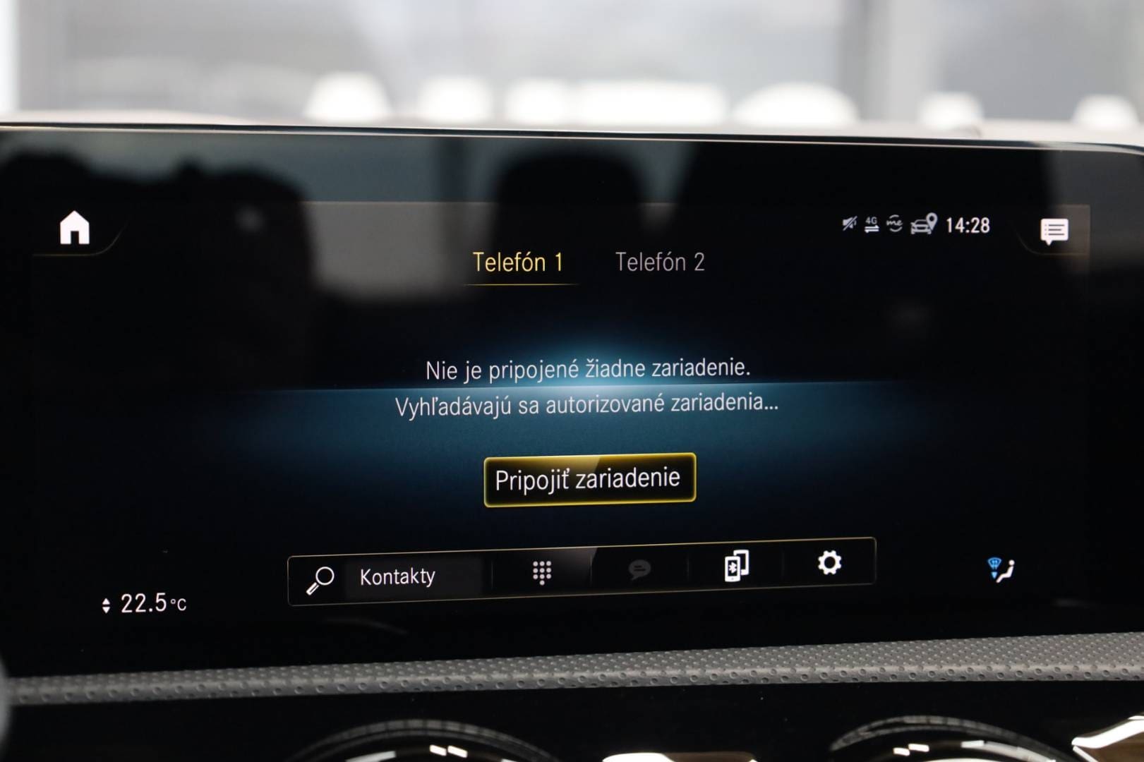 Mercedes-Benz-CLA-Kupe-200d-AMG-Line-AT-34