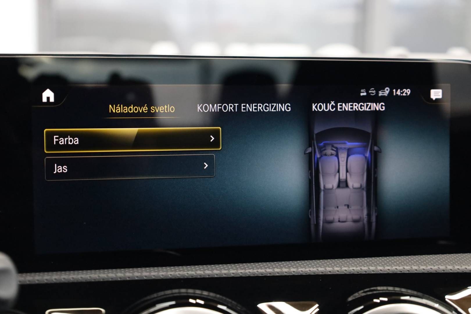 Mercedes-Benz-CLA-Kupe-200d-AMG-Line-AT-36