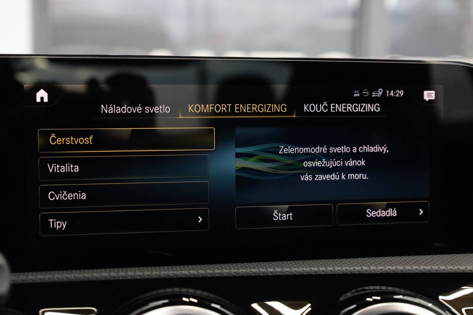 Mercedes-Benz-CLA-Kupe-200d-AMG-Line-AT-37