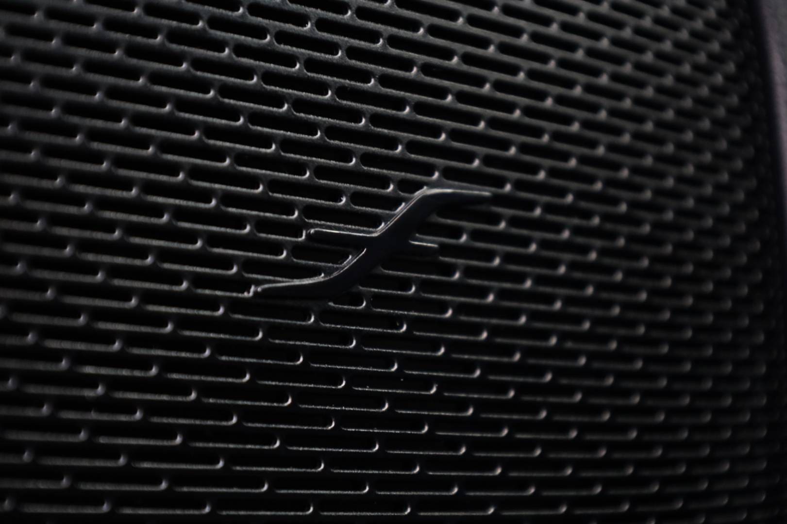 Mercedes-Benz-CLA-Kupe-200d-AMG-Line-AT-57
