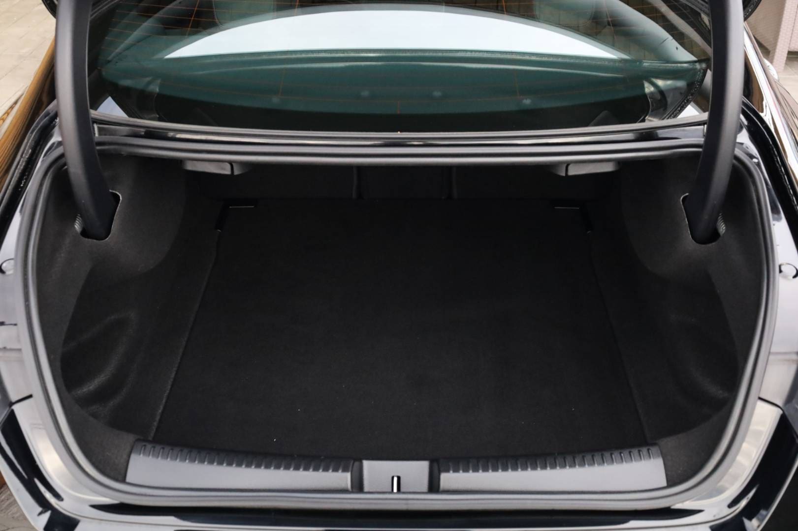 Mercedes-Benz-CLA-Kupe-200d-AMG-Line-AT-61