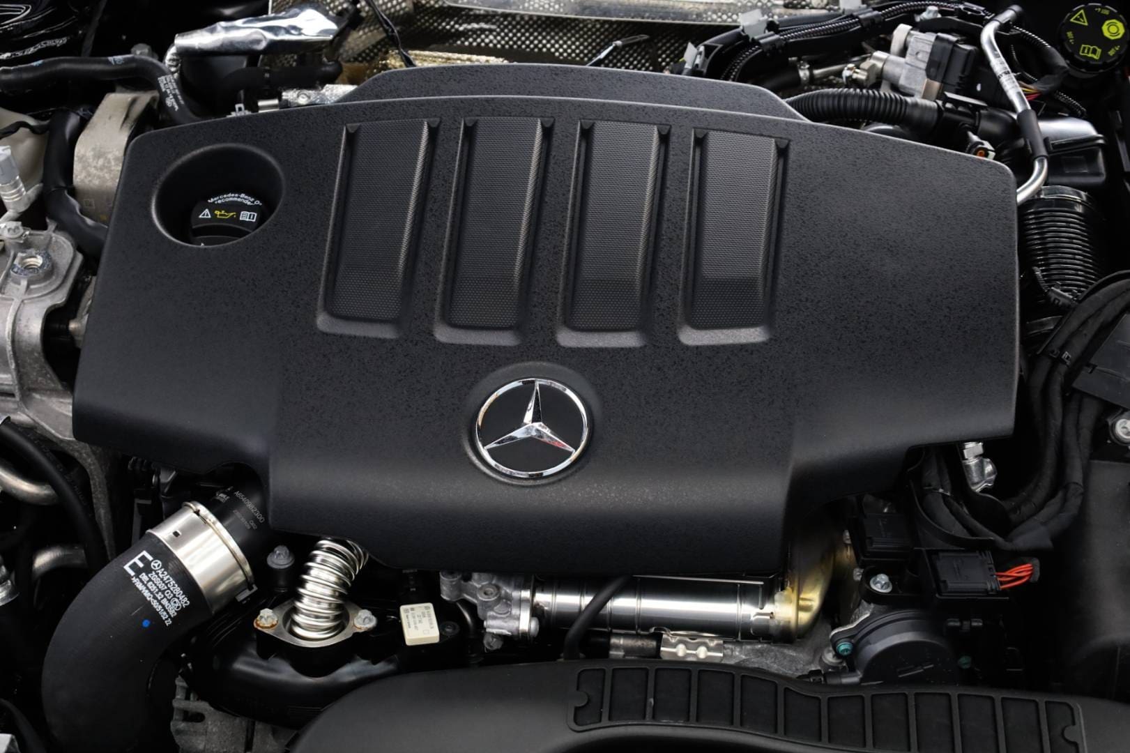 Mercedes-Benz-CLA-Kupe-200d-AMG-Line-AT-69