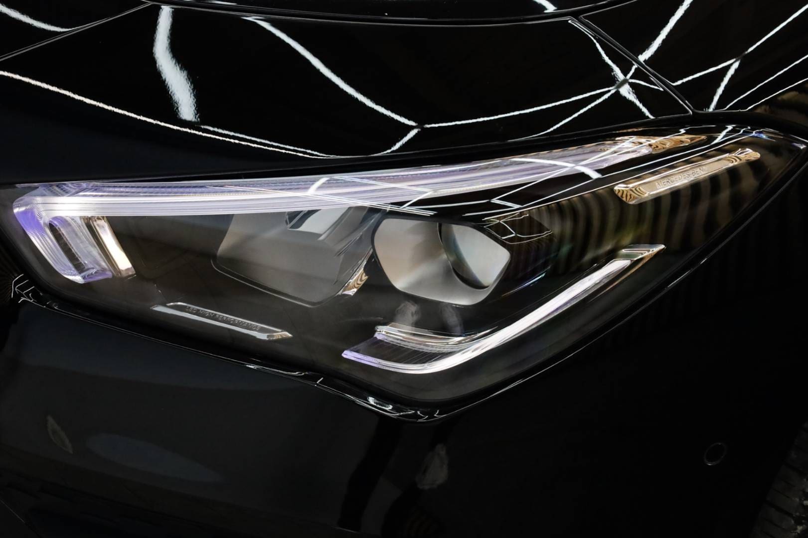 Mercedes-Benz-CLA-Kupe-200d-AMG-Line-AT-72