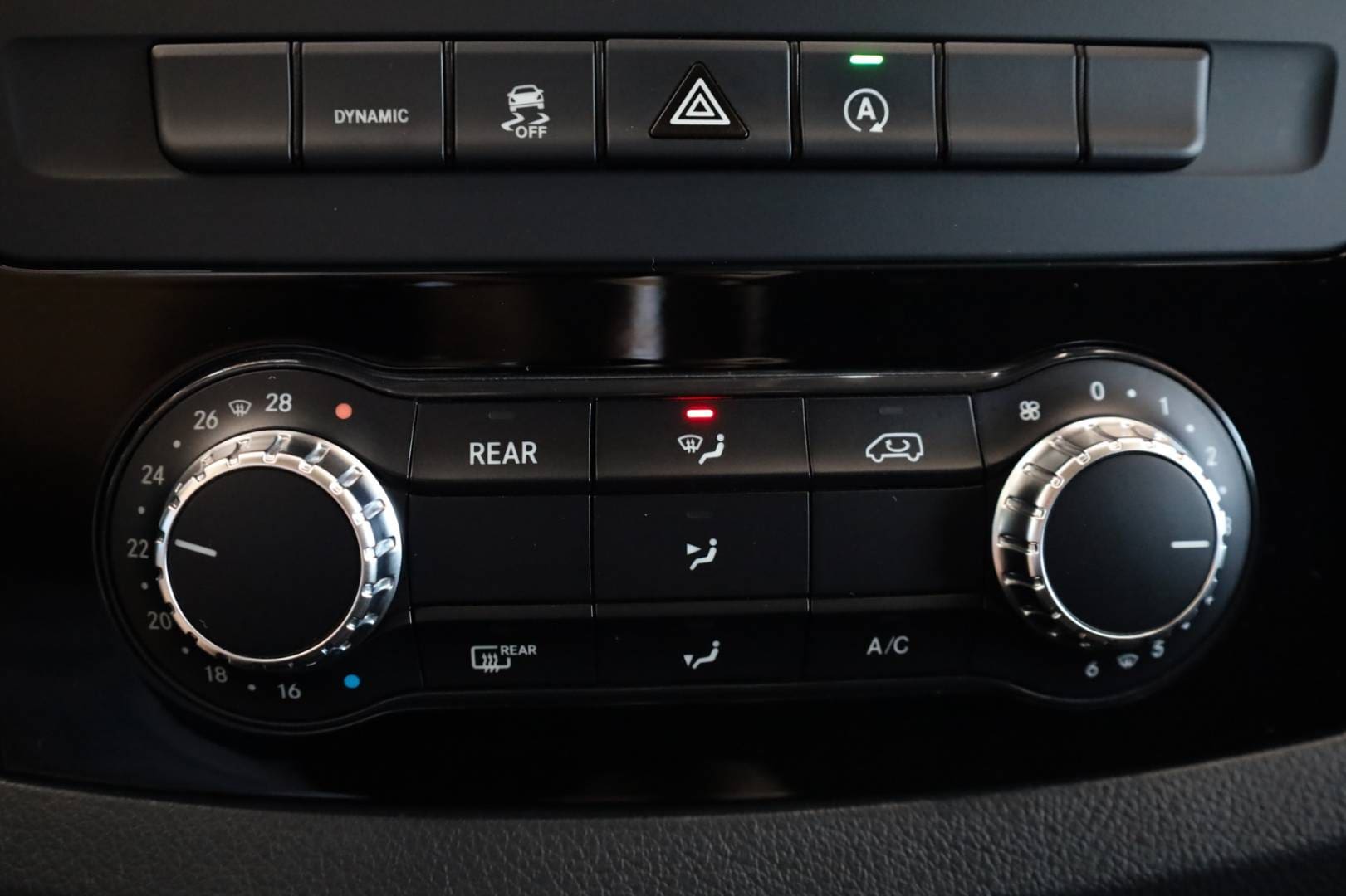 Mercedes-Benz-Vito-Tourer-119-CDI-extralang-Pro-4x4-AT-33