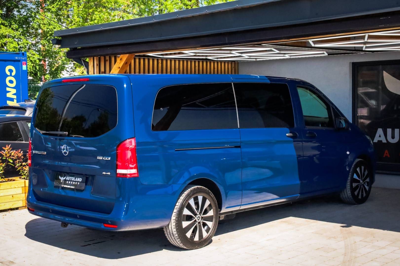 Mercedes-Benz-Vito-Tourer-119-CDI-extralang-Pro-4x4-AT-6