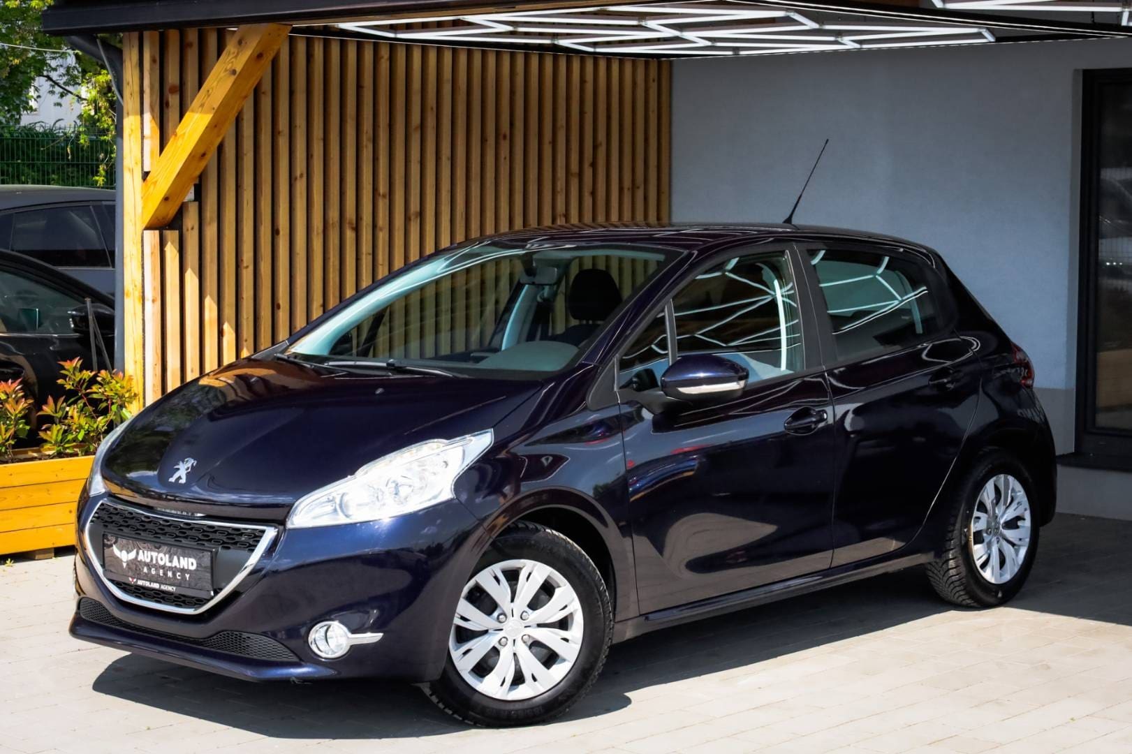 Peugeot-208-12-Vti-Active-1