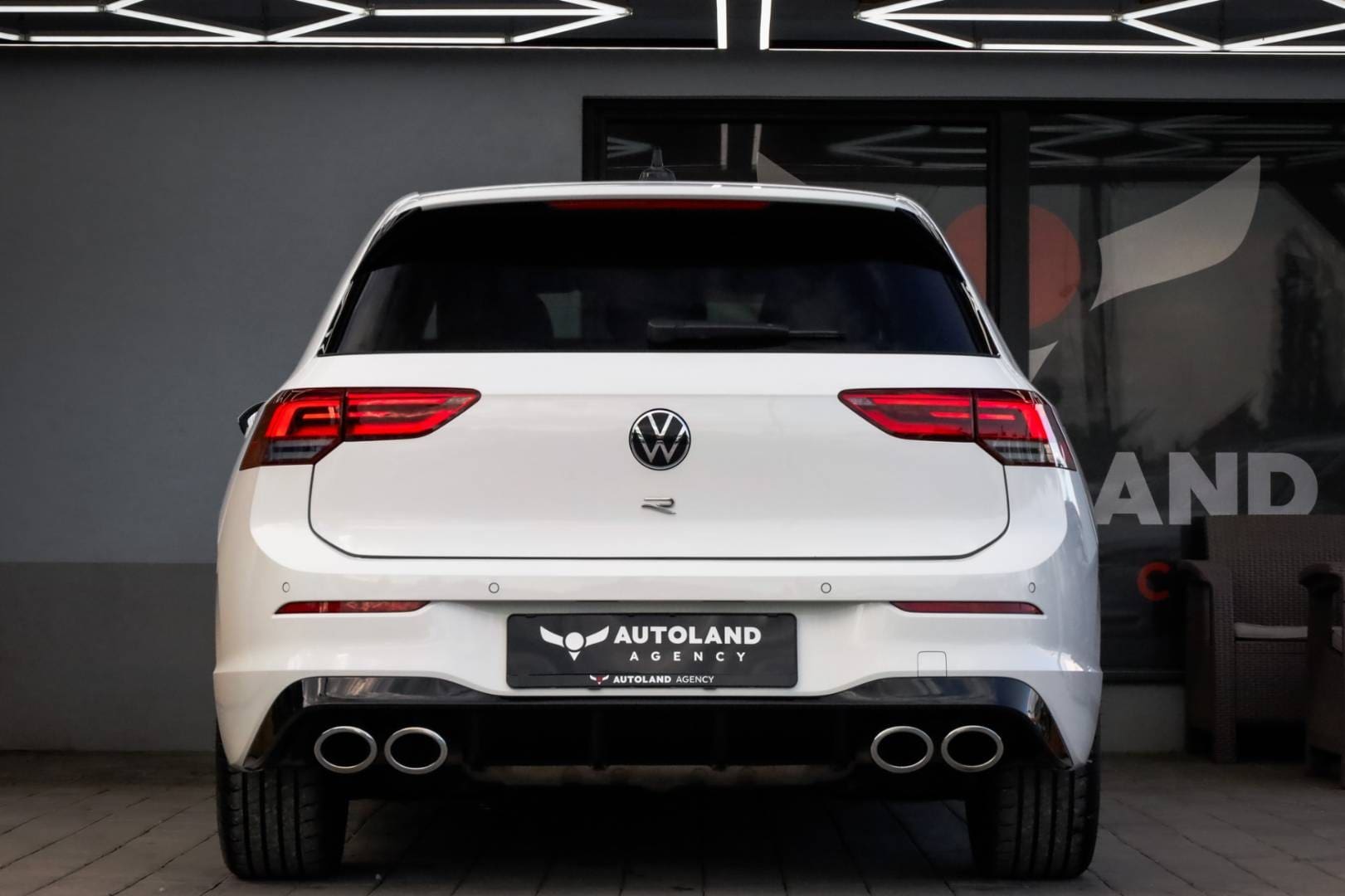 Volkswagen-Golf-20-TSI-320k-R-4MOTION-DSG-7