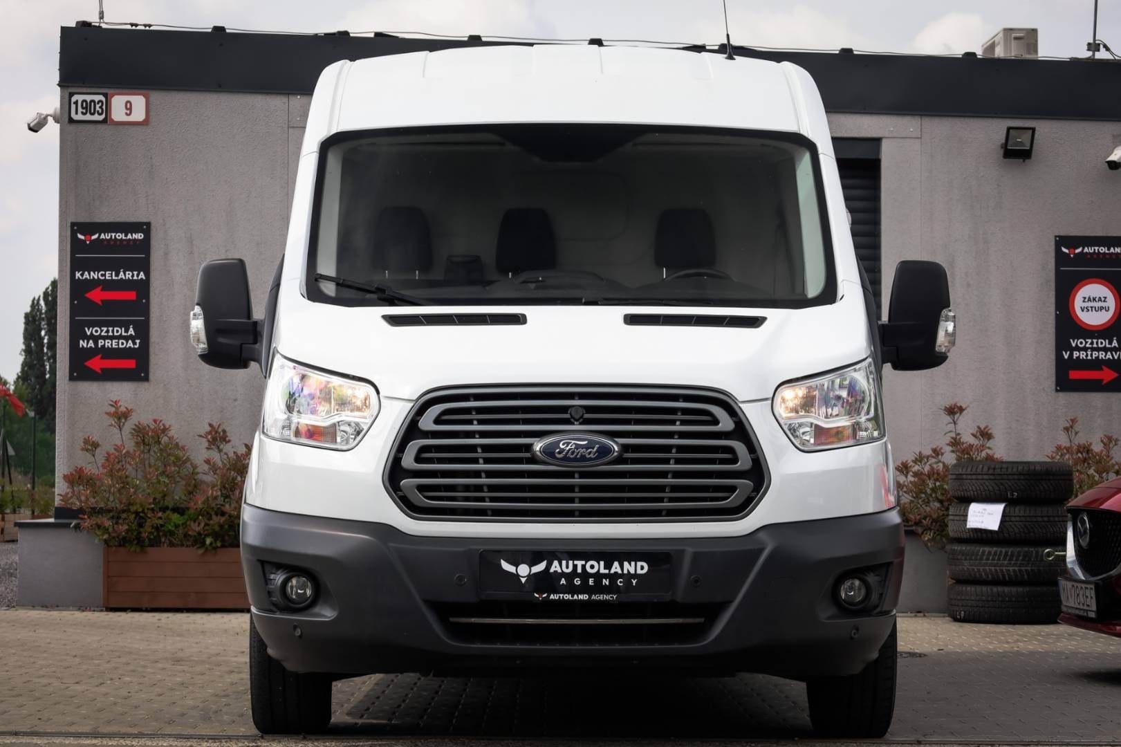 Ford-Transit-20-TDCi-Trend-L2H2-T310-FWD-2