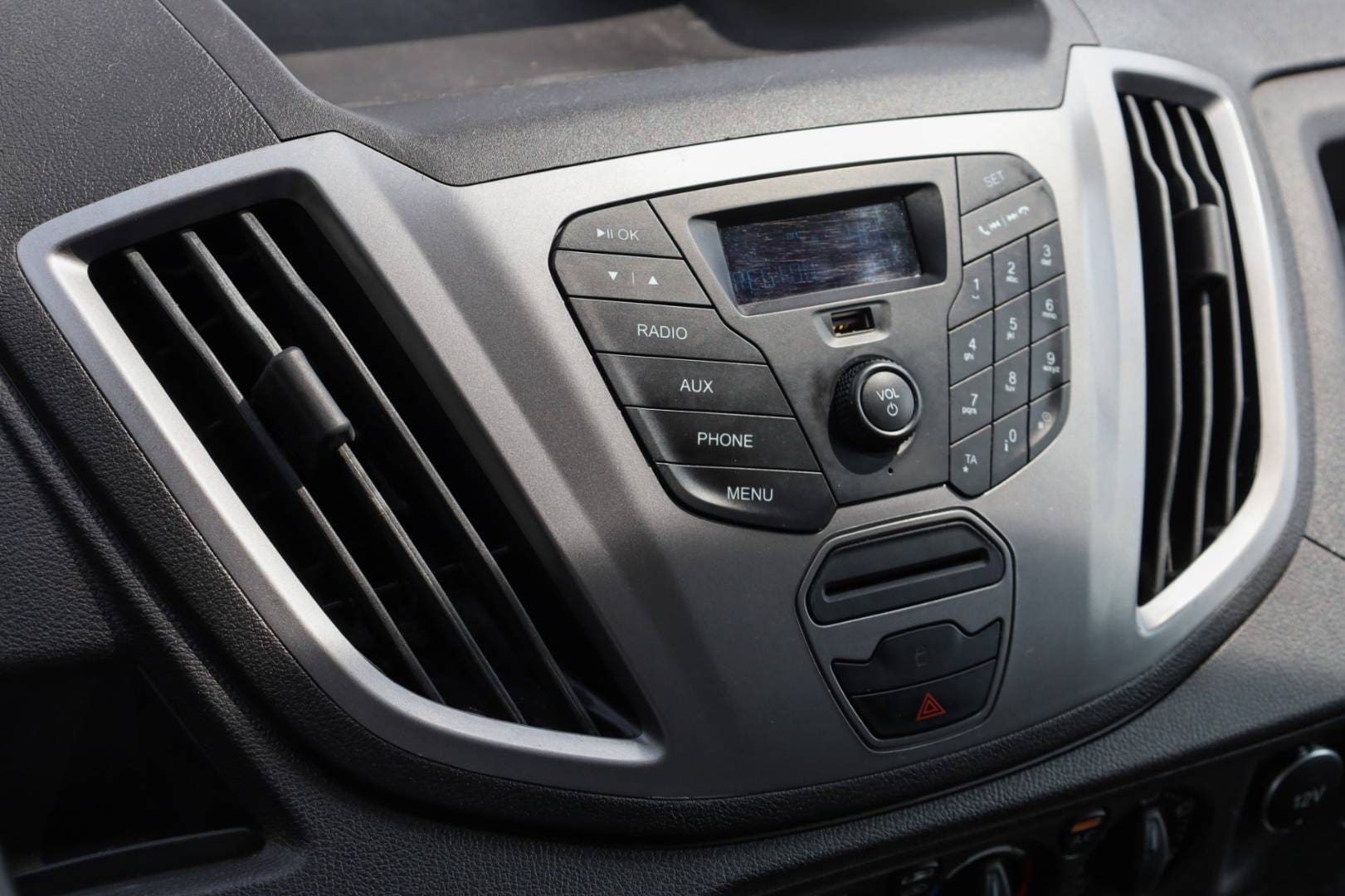 Ford-Transit-20-TDCi-Trend-L2H2-T310-FWD-20
