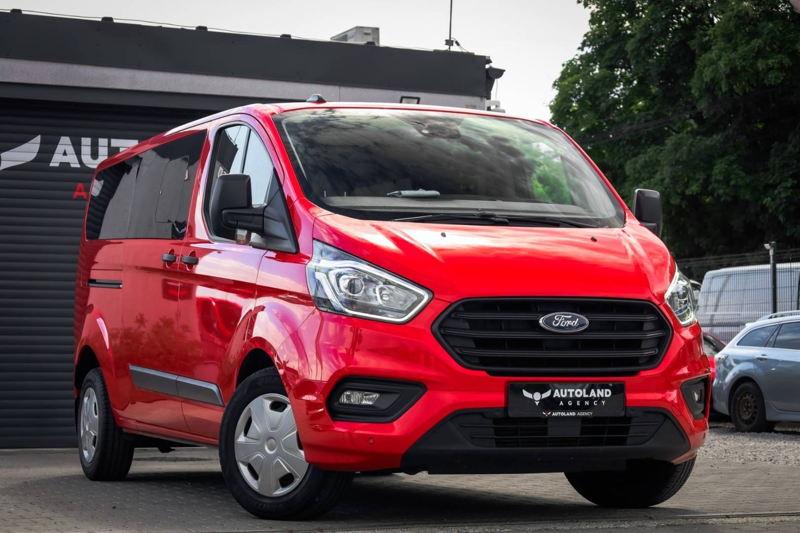 Ford-Transit-Custom-20-TDCi-EcoBlue-130-Trend-L2-T320-AT-3