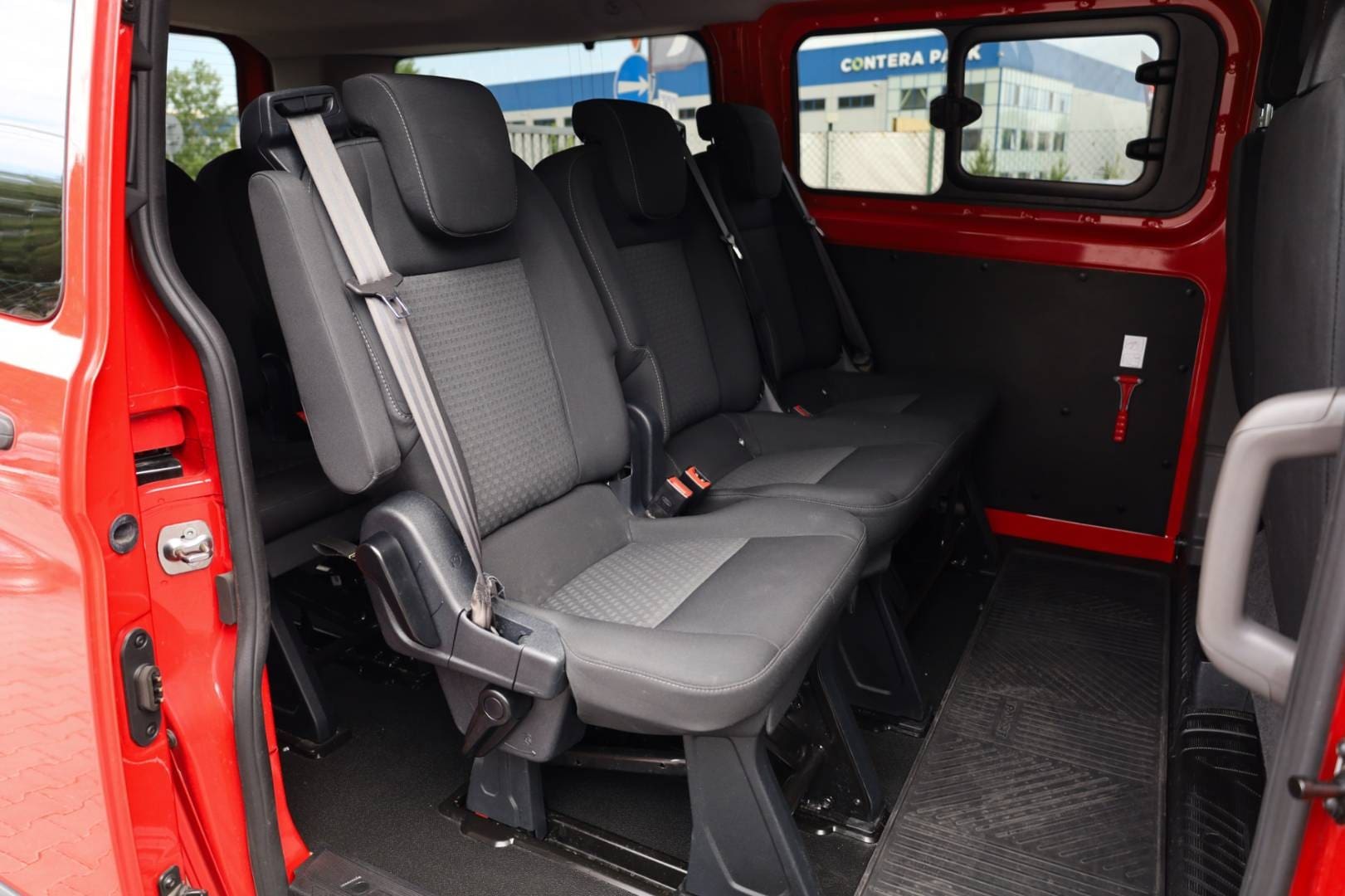 Ford-Transit-Custom-20-TDCi-EcoBlue-130-Trend-L2-T320-AT-34