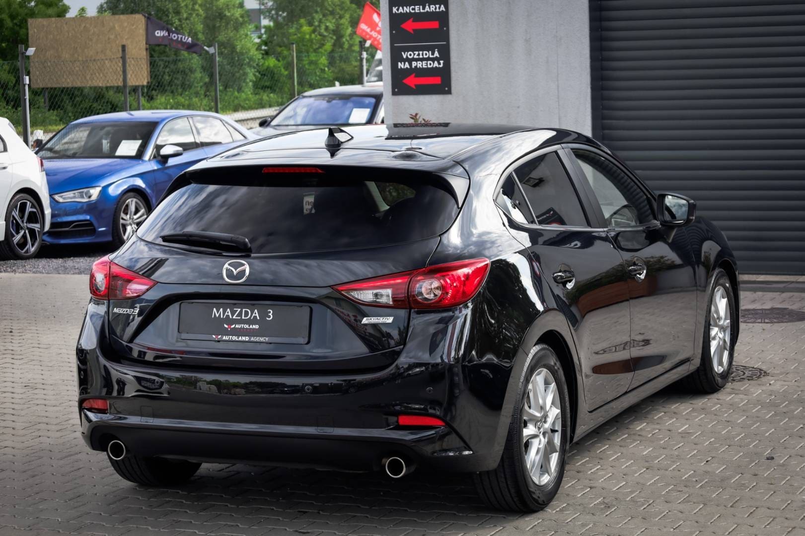 Mazda-3-20-Skyactiv-G120-Attraction-6