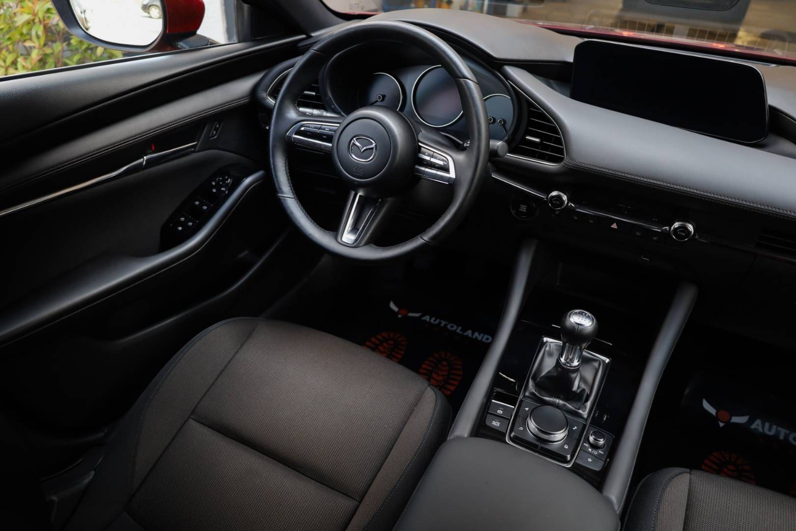 Mazda-3-20-Skyactiv-G122-PlusSafety-14