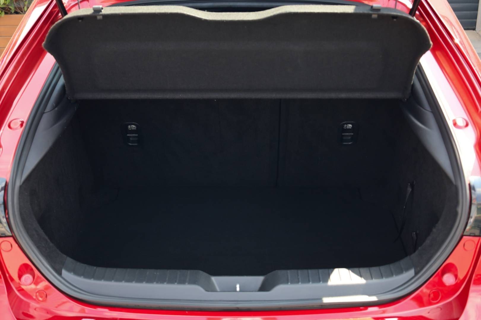Mazda-3-20-Skyactiv-G122-PlusSafety-39