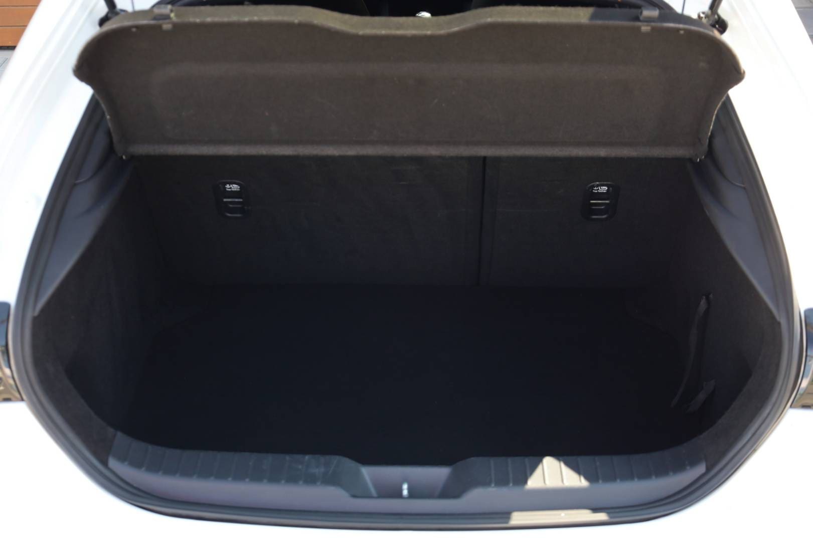 Mazda-3-20-Skyactiv-G122-PlusSafety-39