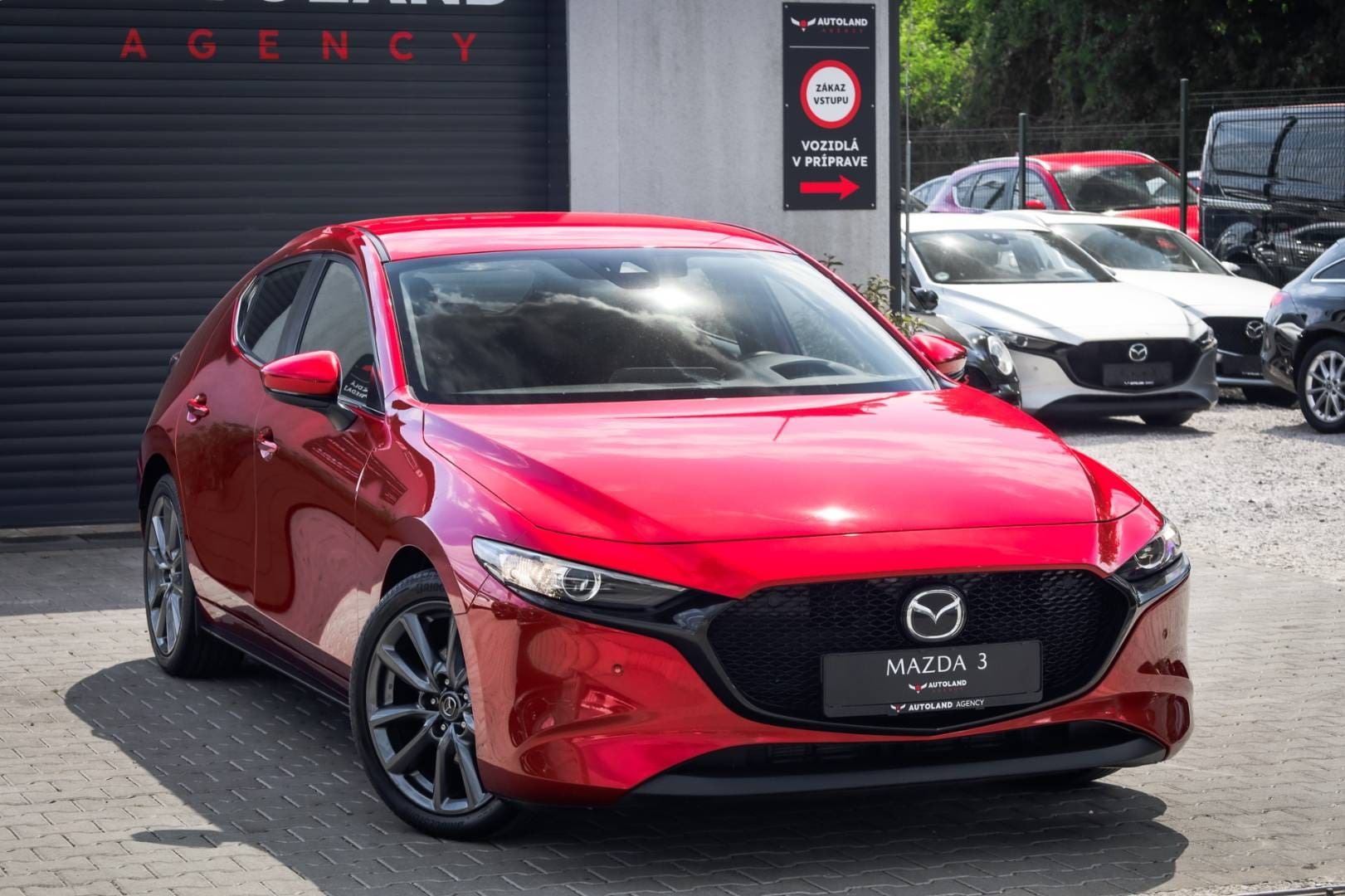 Mazda-3-20-Skyactiv-G122-PlusSafety-4