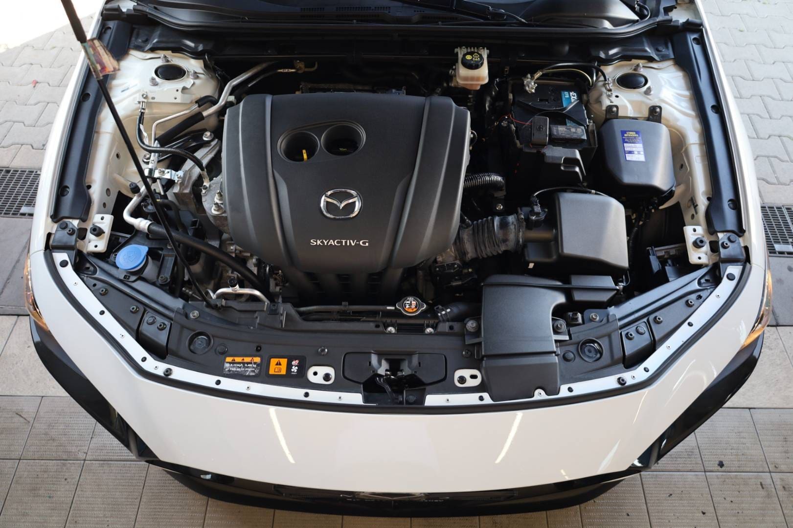 Mazda-3-20-Skyactiv-G122-PlusSafety-43