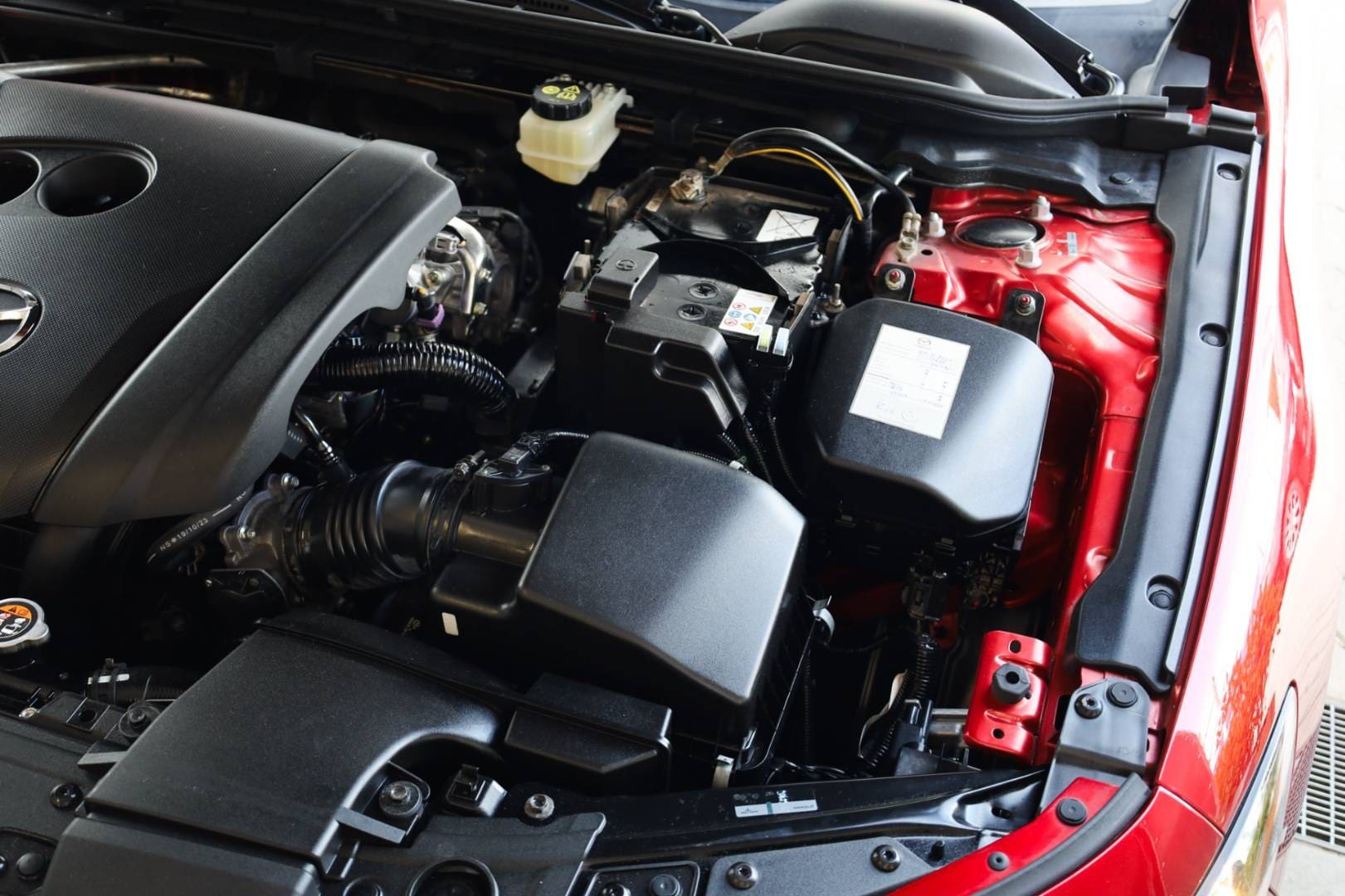 Mazda-3-20-Skyactiv-G122-PlusSafety-46
